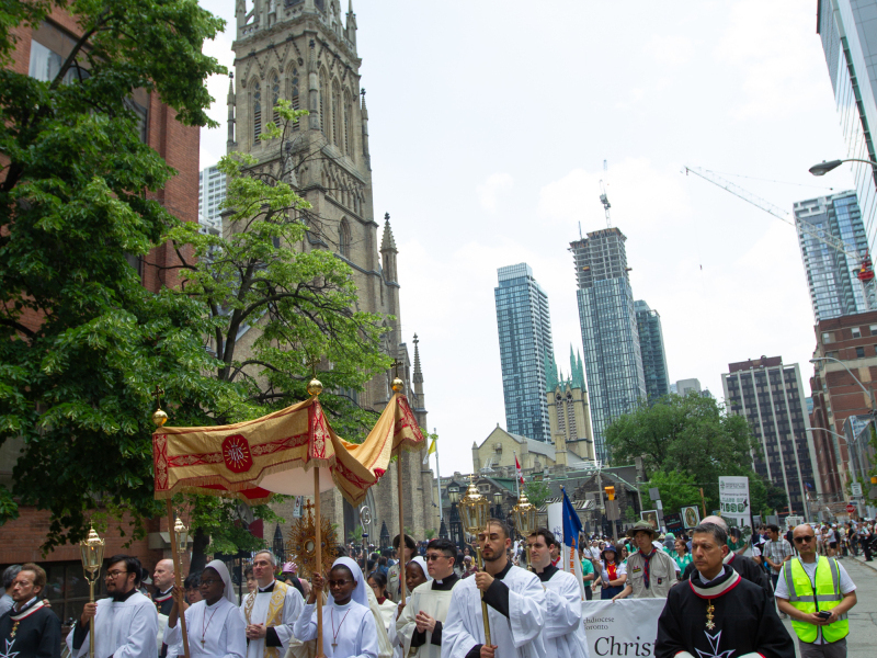 Cardinal-Leo-Cathedral-Toronto-Corpus-Gustavo-Kralj-GaudiumPress0017