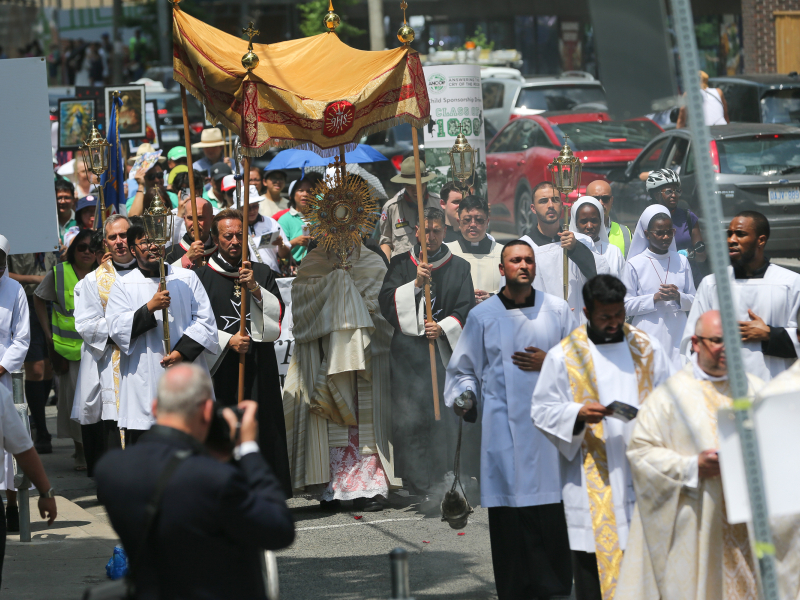 Cardinal-Leo-Cathedral-Toronto-Corpus-Gustavo-Kralj-GaudiumPress0029