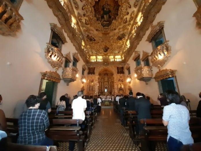 Igreja do século XVIII reabre aos fiéis após quase 15 anos fechada