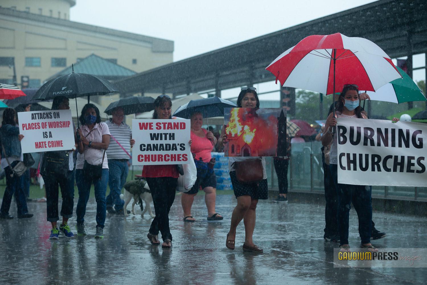 Canada: Minorities and Grassroots Movements Call for Investigation and End  of the Burning of Churches