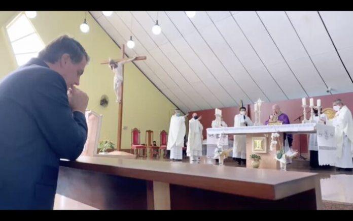 Papa envia telegrama ao Presidente Jair Bolsonaro Francis Sends Telegram to Brazil's President Jair Bolsonaro