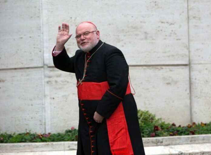 Cardenal-Marx-768x517-1-aspect-ratio-394-290 cardinal marx