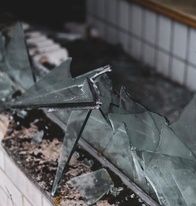 justus-menke-2cd_fcCptlE-unsplash Vandalized Churches, a recurring reality in France. Image: unsplash