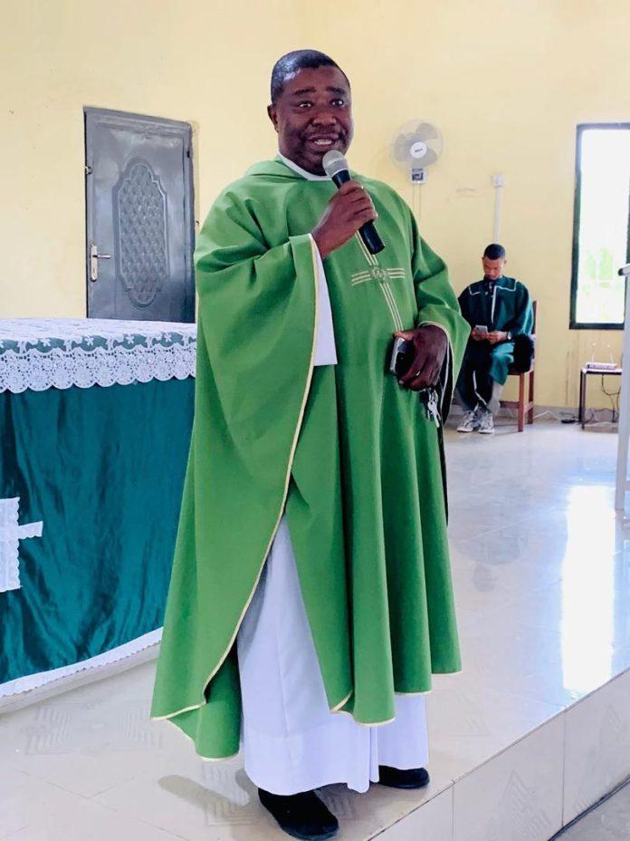 Rev. Fr. Augustine Dauda Amadu (Picture credit kenemadiocese.org)