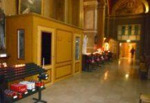 Demand for confessions increases in France