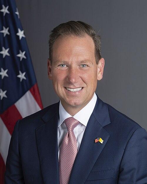 500px-Brian_Burch_official Ambassador Brian Burch (United States Department of State Wikimedia commons public domain)