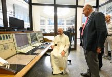 Pope Leo Marks World Press Freedom Day with Warning on Rising Threats to Journalists