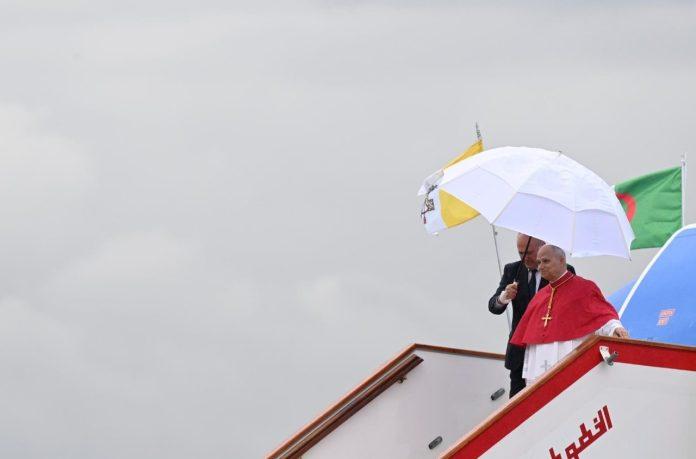 Pope Leo lands in Algiers, Algeria (@Vatican Media)