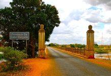 Cabo Delgado’s Silent Crisis: Christians in Northern Mozambique Face Jihadist Threats as Families Flee EN1 road bridge over Rio Lúrio, border between Nampula and Cabo Delgado provnices, Mozambique( F Mira from Lisbon, Portugal - Signs of an old empire, CC BY-SA 2.0,wikimediacommons)