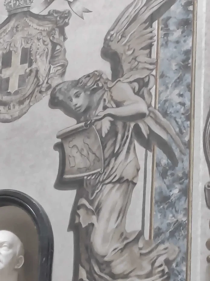 Rome, repainted former angel-Meloni. It now resembles Marina Berlusconi (Credit https://www.finestresullarte.info/)