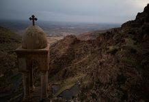 A Fading Faith: Iraq’s Christians Confront Extinction Amid Power Shifts and Political Neglect Chaldean Catholic monastery of Rabban Hormizd in alQosh, in the Nineveh Plains under administration of the Kurdistan Regional Government (By Levi Clancy - Own work, CC BY-SA 4.0 wikimedia)