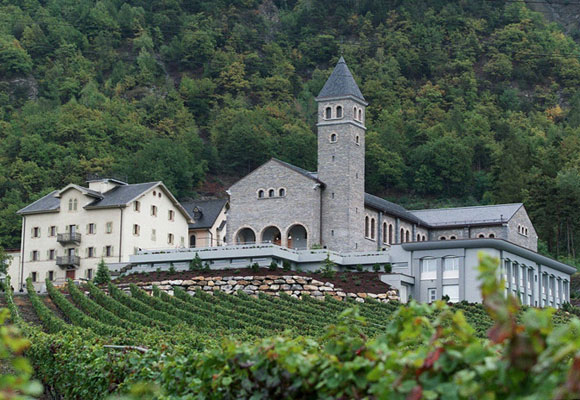 Econe_Seminary The International Seminary of Saint Pius X, in Écône, Switzerland (DICI - http://www.dici.org/wp-content/uploads/2011/04/econe_11.jpg CC BY-SA 4.0 Wikimedia)