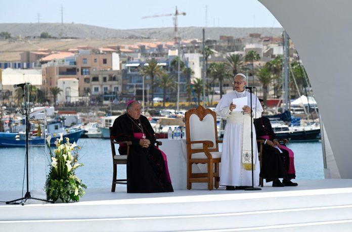 cq5dam.thumbnail.cropped.1500.844 (1) Pope Leo XIV at the meeting with migrants and those who rescue and accompany them in Las Palmas de Gran Canaria (@Vatican Media)