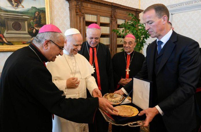 cq5dam.thumbnail.cropped.1500.844 In his greeting to the Chaldean Church members, the Pope recognized the apostolic roots of the Church (@Vatican Media)