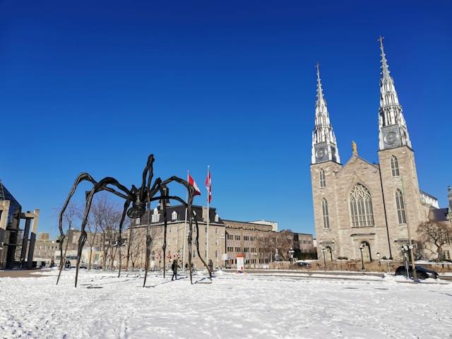 jessica-nzn-ryTCa4cDYdQ-unsplash Notre Dame Cathedral Ottawa Canada (Photo by Jessica Nzn on Unsplash)