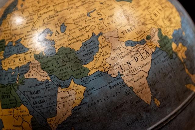 joshua-olsen-zR3wTk9End8-unsplash Globe of India and South West Asia