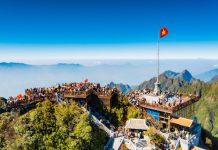Vietnam’s Catholic Church Faces Intensifying State Pressure, Rights Report Warns Fansipan - The highest mountain peak in Vietnam (Photo by Vivu Vietnam on Unsplash)