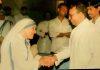Priest’s Lifelong Encounters With Two Saints Inspire Creation of Museum in India Father Vijay Kiran greets a future saint, Mother Teresa, founder of the Missionaries of Charity (OSV News photo/courtesy Father Vijay Kiran)
