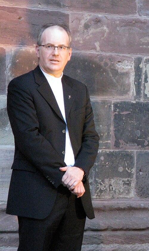 500px-Turmfinale,_Feier_zum_Abschluss_der_zwölfjährigen_Renovierung_des_Münsterturms_6_-_geschnitten Bishop Christian Würtz (By Andreas Schwarzkopf, geschnitten von Triplec85 - Own work, CC BY-SA 4.0 Wikimedia)