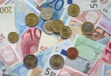 Germany’s ‘Church Tax Miracle’ Continues as Catholic Revenue Rises Despite Membership Decline Euro notes and coins. Avij/wikimedia public domain.
